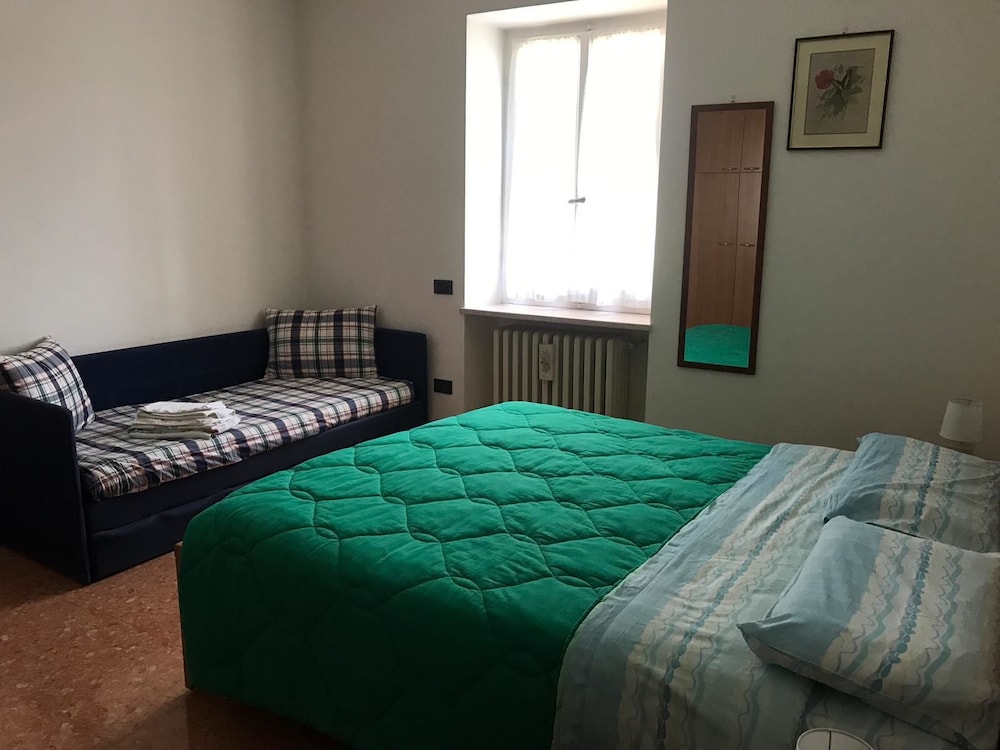 Basic Double Room