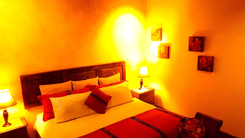 Superior Double Room, 1 King Bed, Private Bathroom, Garden View photo 2