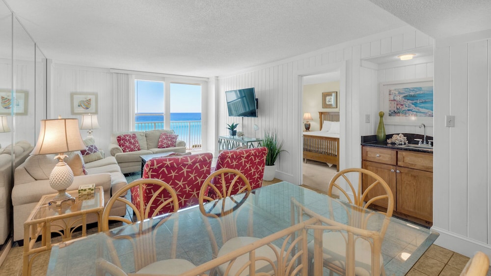 Condo, Multiple Beds, Patio, Ocean View (Beachcrest 304) photo 2