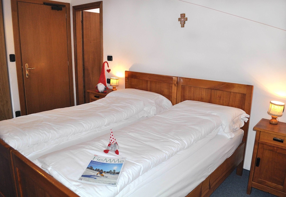 Economy Double Room photo 1