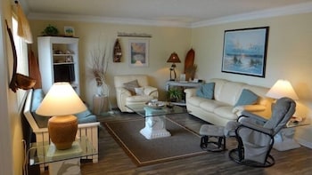Condo, 1 Bedroom photo 3