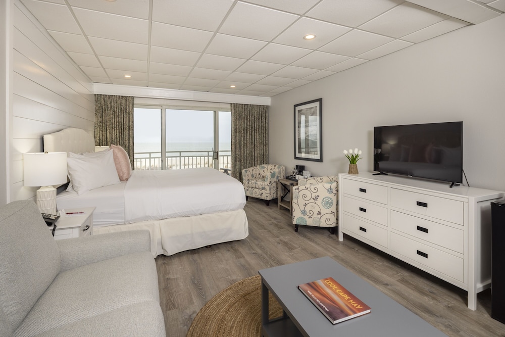 Deluxe King Room (Ocean View)