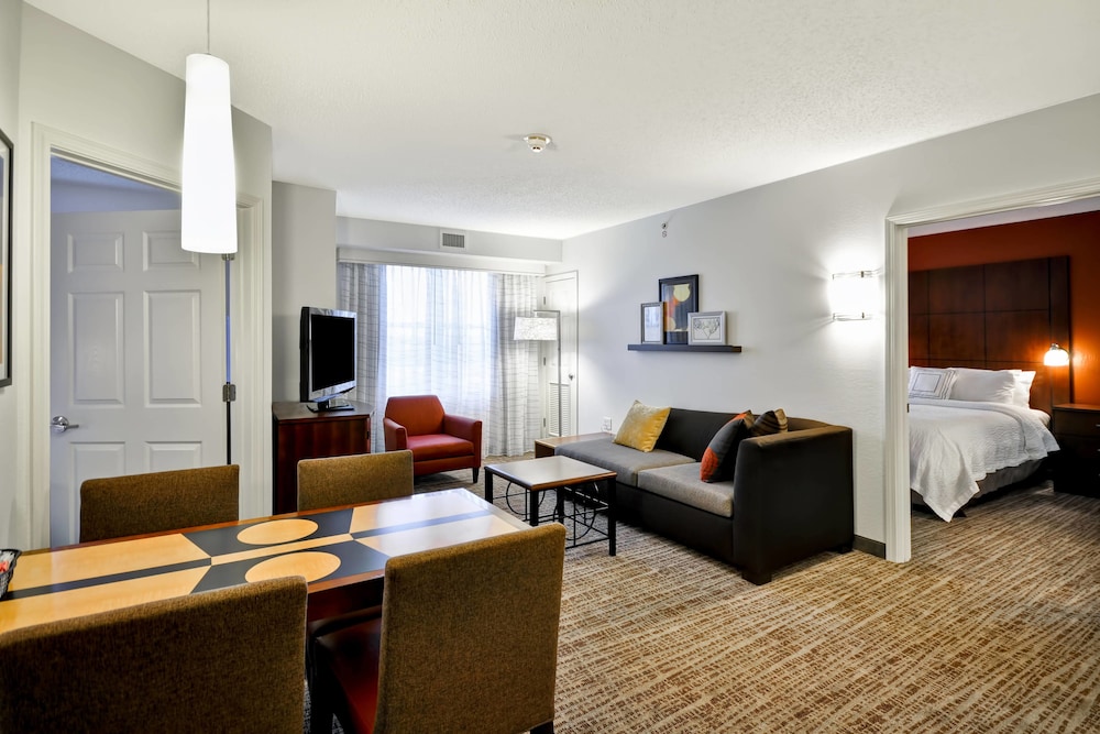 Deluxe Suite, 2 Bedrooms