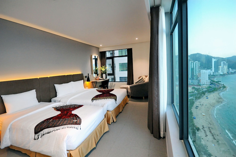 Premium Room, Sea View - Photo 8