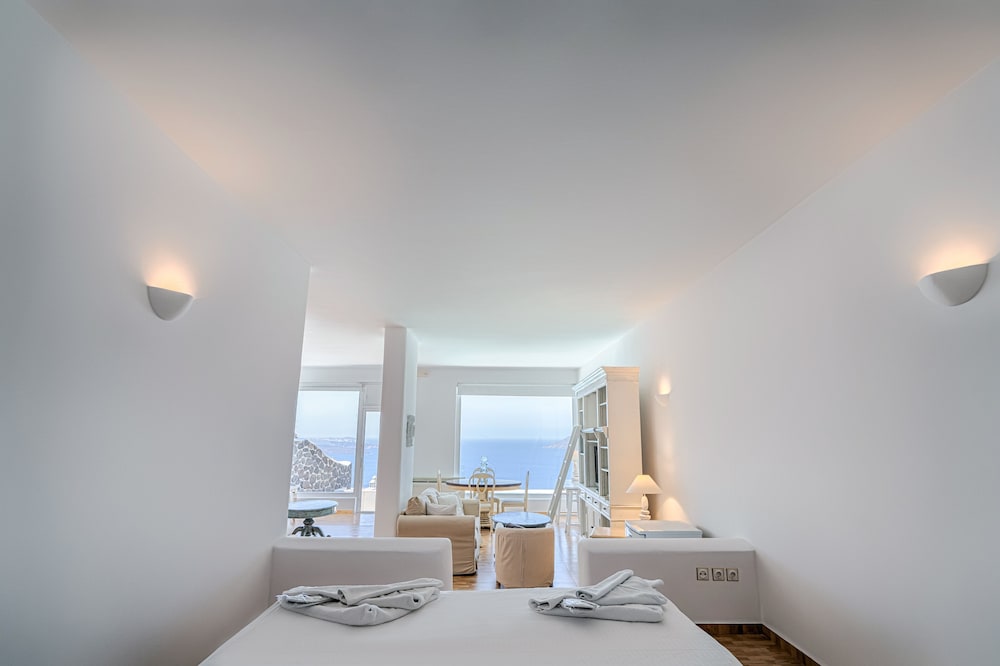 Executive Suite, 1 Bedroom, Private Pool, Caldera View