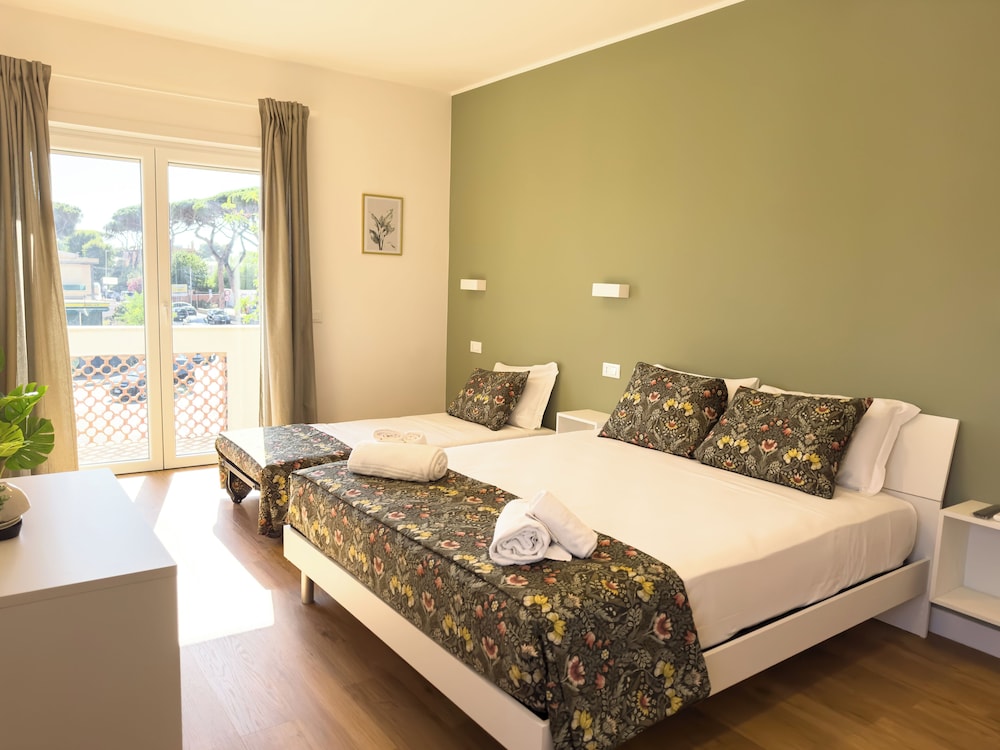 Comfort Triple Room, Balcony