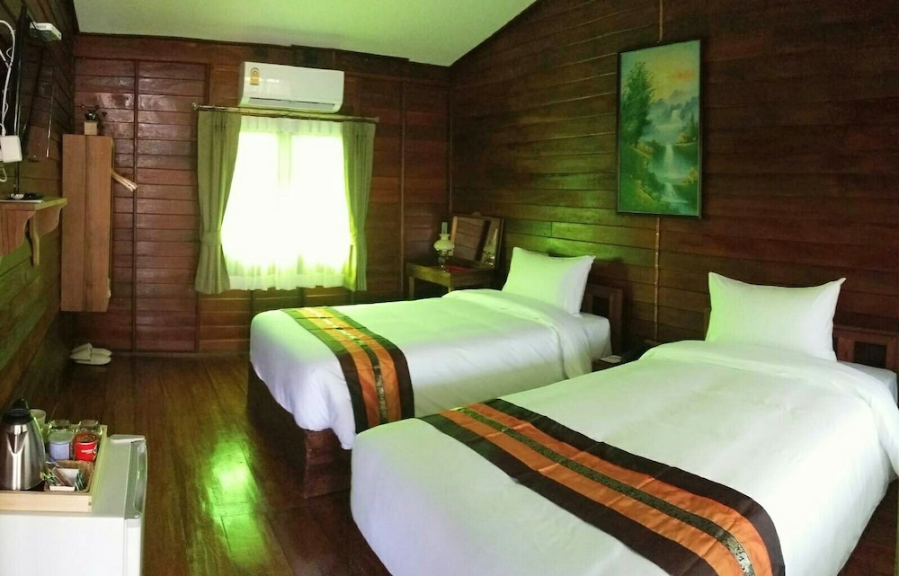 Standard Single Room, 1 Bedroom, Pool Access, Poolside photo 3