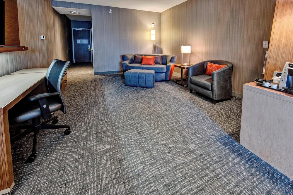 Courtyard by Marriott Westbury Long Island, 사진 3