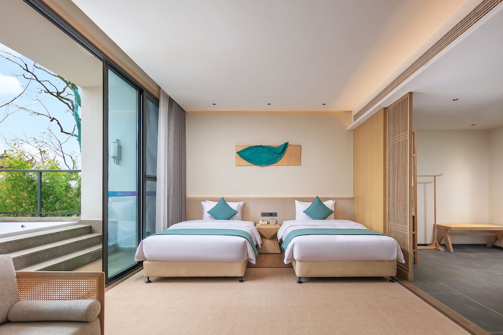 Luxury Twin Room photo 2
