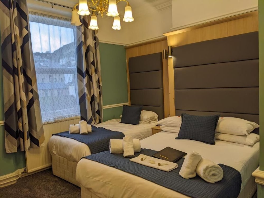 Standard Triple Room - Photo 1