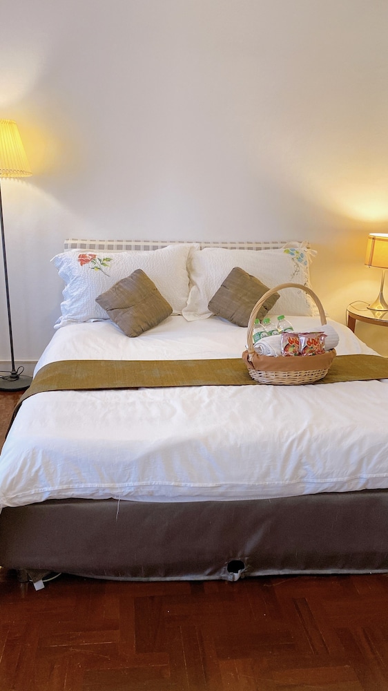 City Triple Room, 1 Queen Bed with Sofa bed photo 1