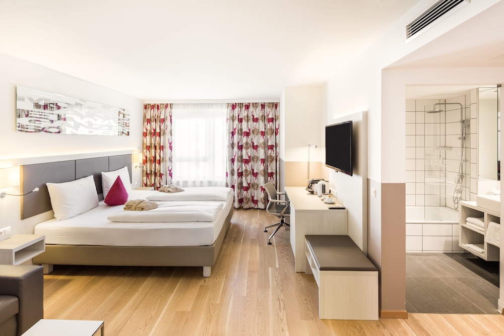 Junior Suite, Garden View photo 1