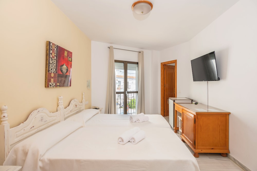 Economy Double or Twin Room - Photo 4