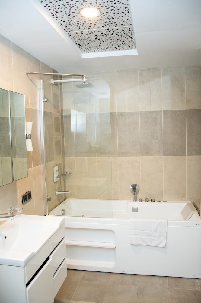 Business Suite, 1 Bedroom photo 2