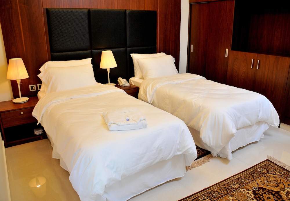 Two-Bedroom Suite photo 3