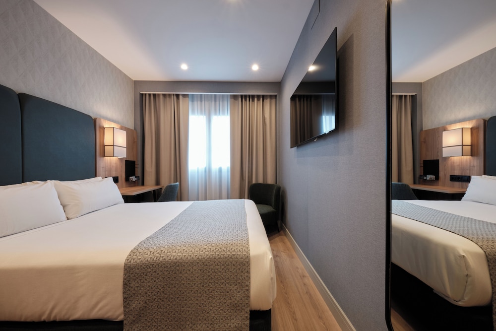 Premium Single Room photo 2