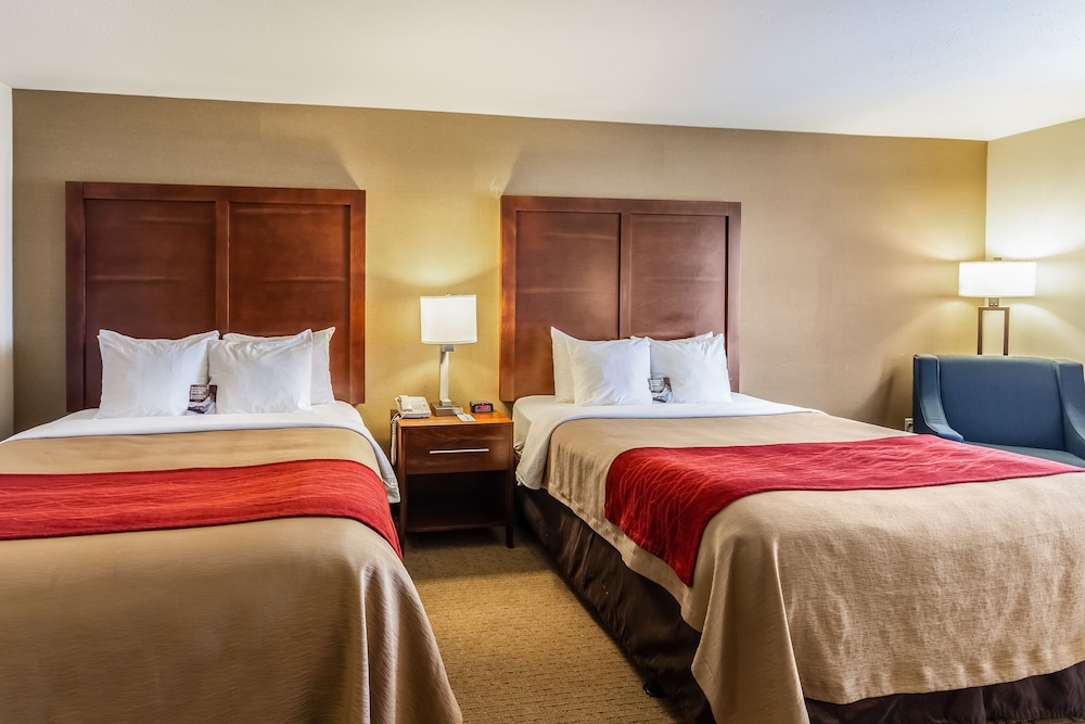 Suite, 2 Queen Beds, Non Smoking - Photo 5