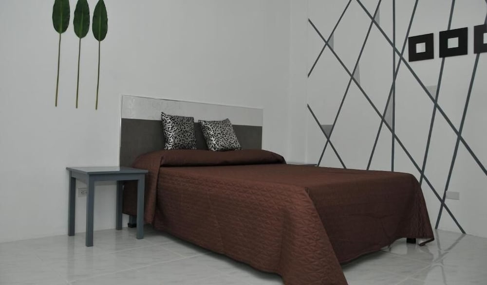Deluxe Quadruple Room, City View