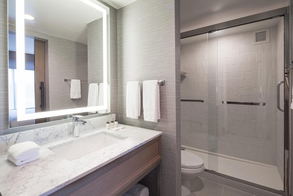 Suite, Multiple Beds - Photo 6