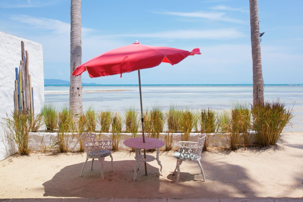 Suite, Beachfront - Photo 8