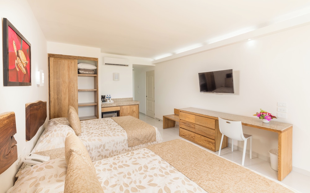 Deluxe Room, Terrace, Ocean View - Photo 4