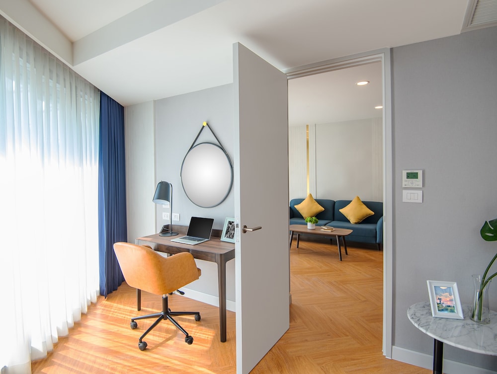 One Bedroom Executive