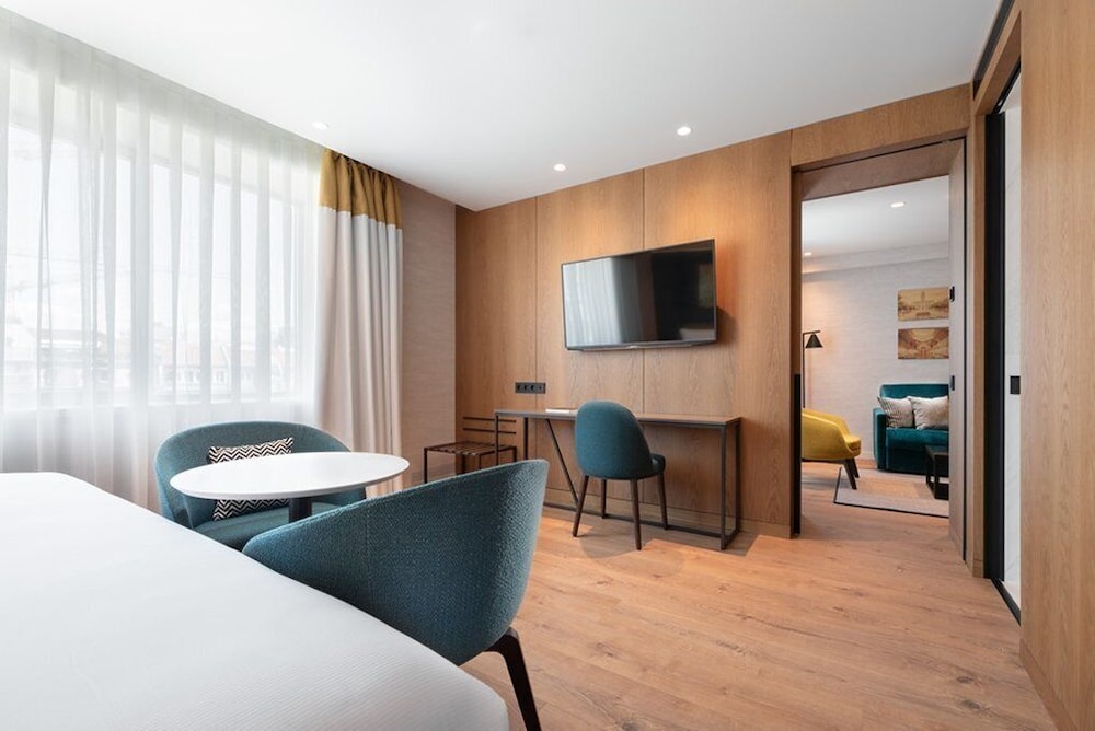Junior Suite (Single Use)