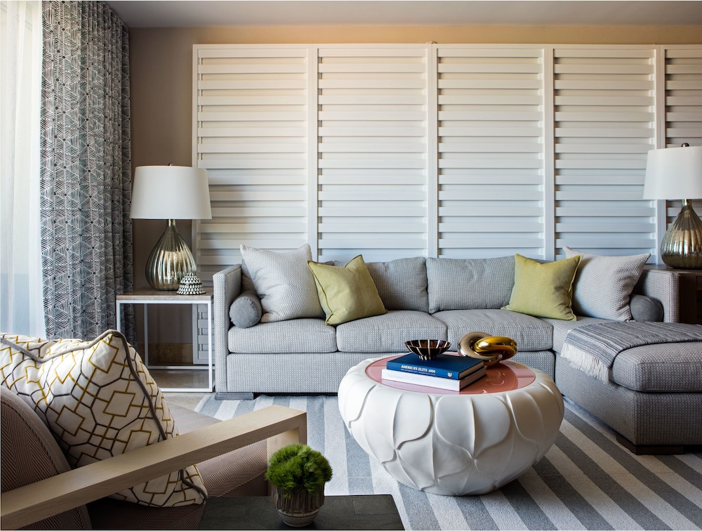 Hotel Luxury 1 Bedroom Suite -adults Only