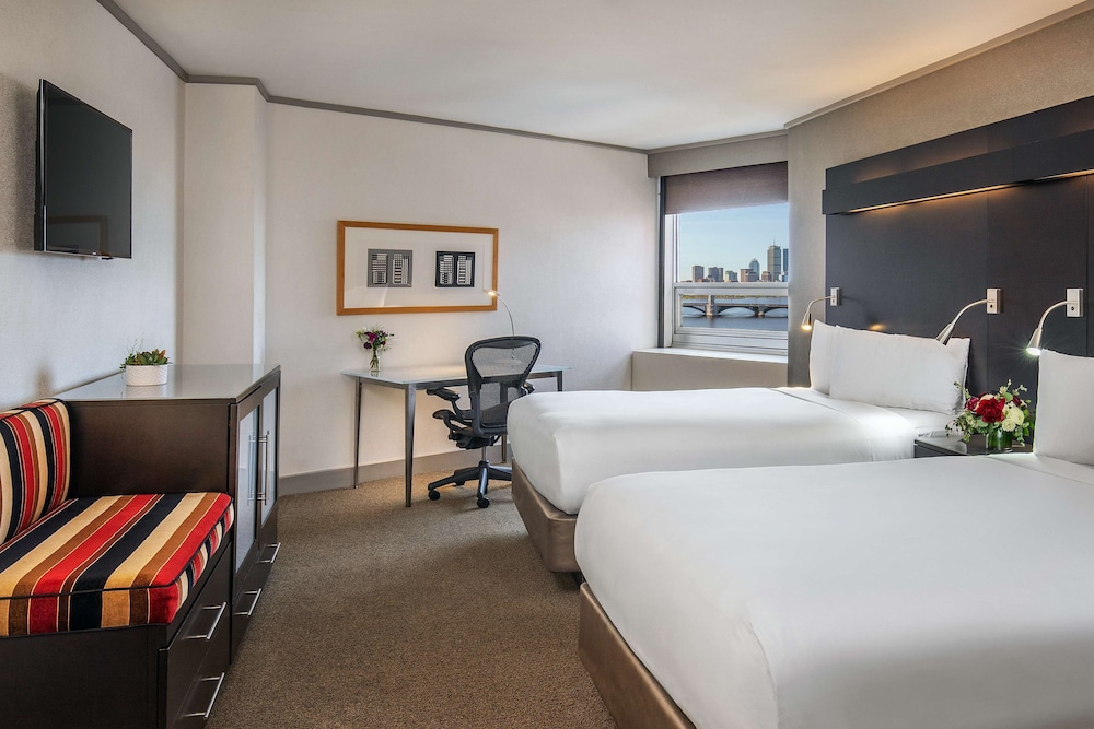 Room, 2 Double Beds, Accessible - Photo 1