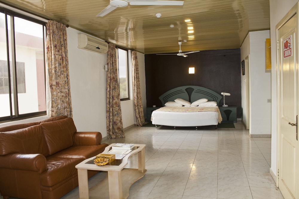 Standard Room, Pool View photo 2