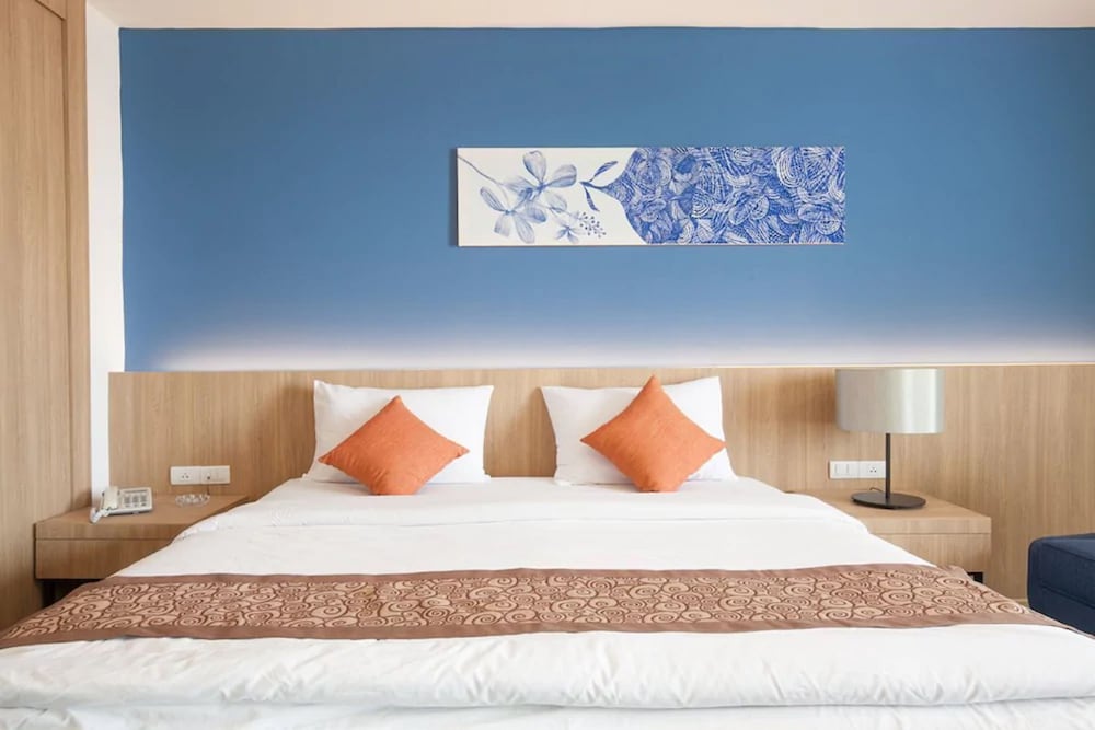 room photo