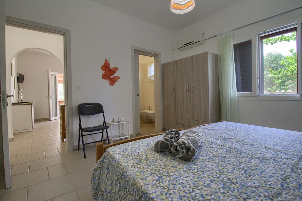 Apartment (2 Bedrooms)