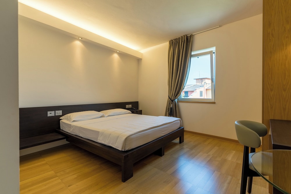 Double or Twin Room photo 1