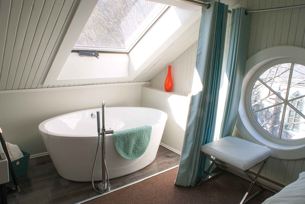 Classic Room, 1 Queen Bed (Comme une bûche) photo 3
