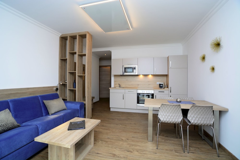 Deluxe Apartment, 1 King Bed, Non Smoking (inclusive Cleaning Fee 64,00 EUR)