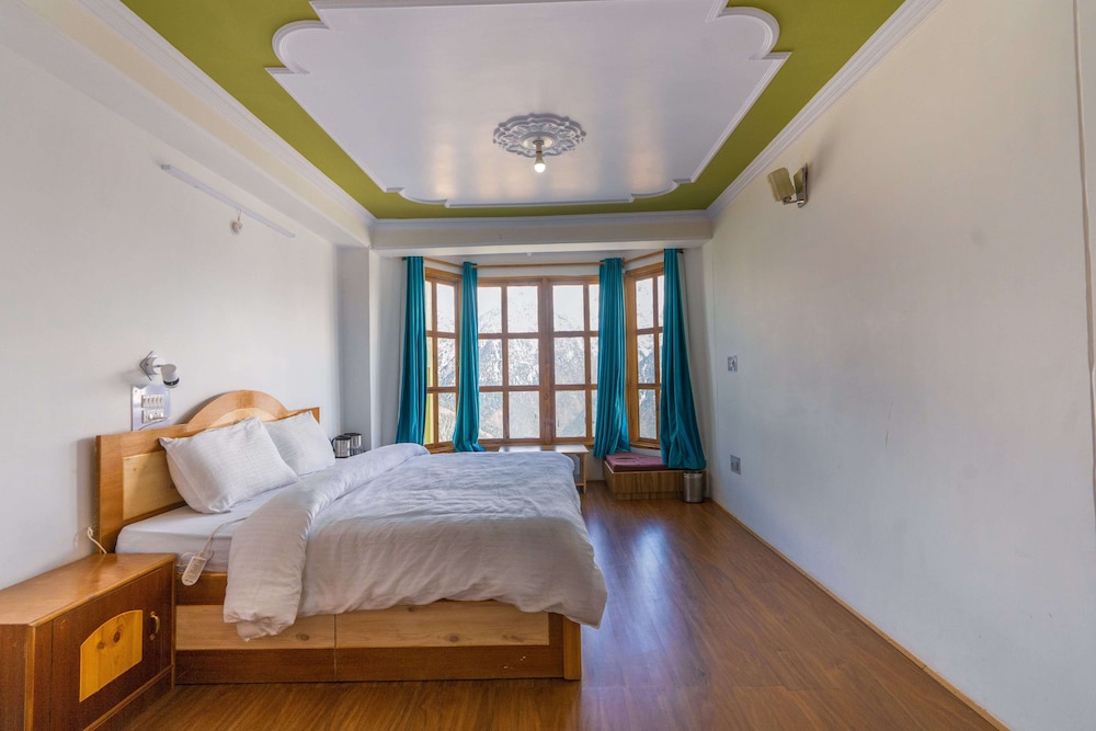 Deluxe Double Room, Mountain View photo 3