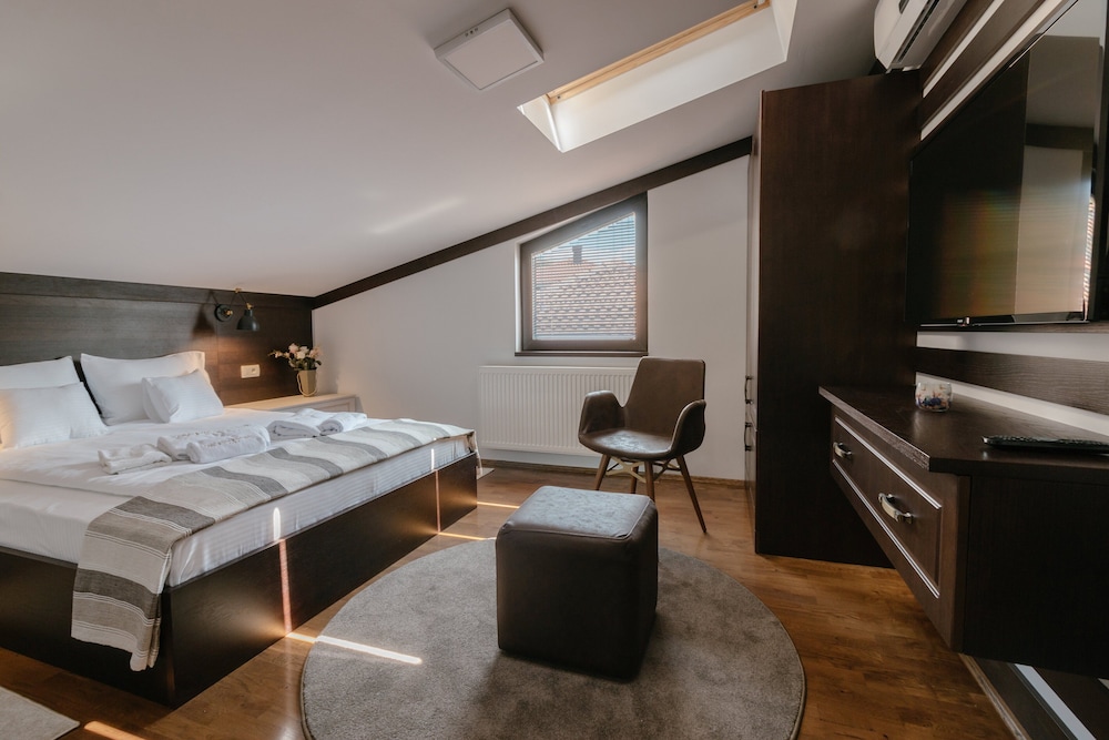 Panoramic Penthouse photo 2