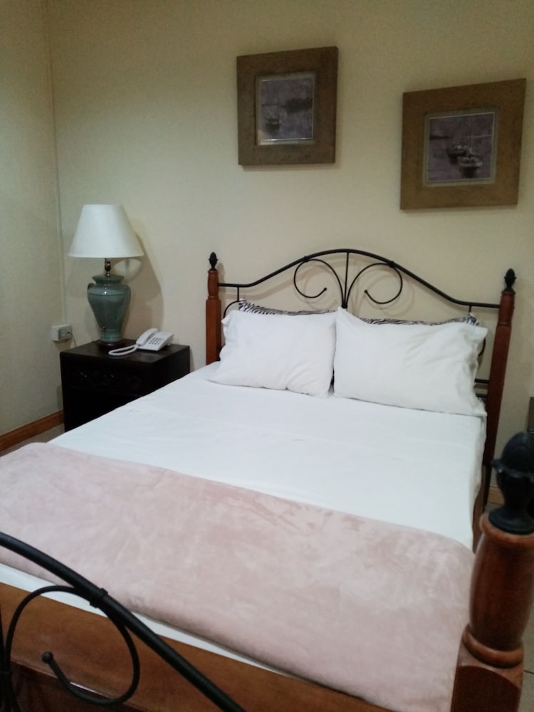 Family Apartment, 2 Bedrooms photo 3