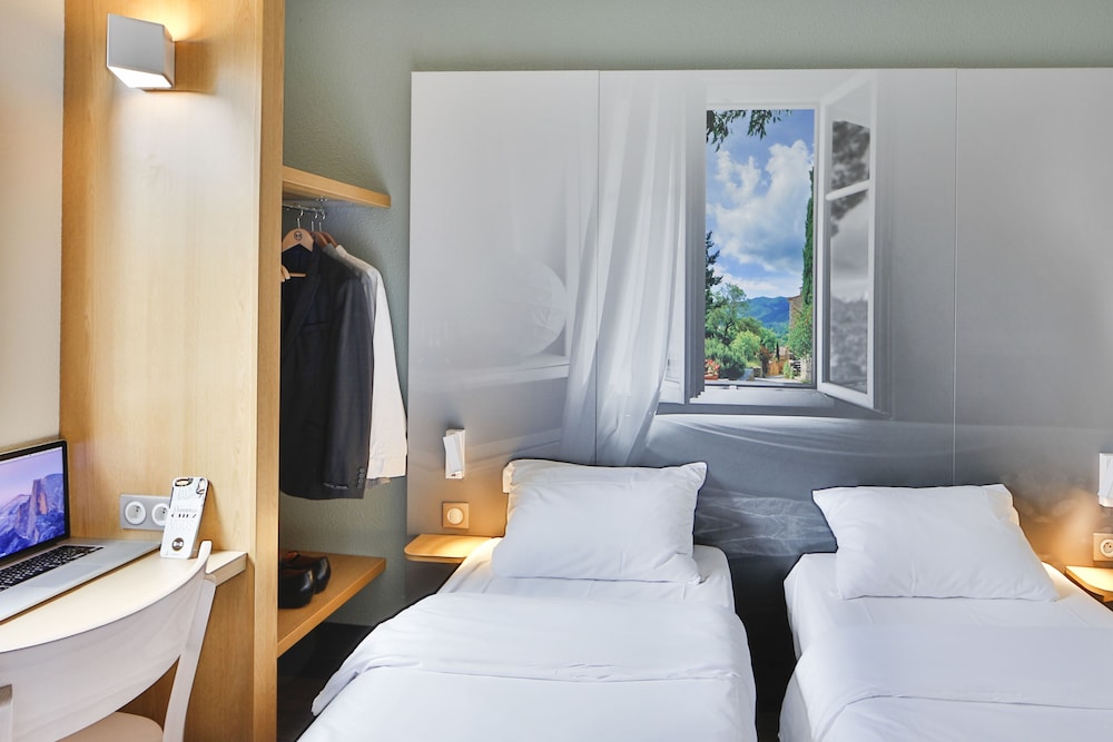 Twin Room, Non Smoking photo 2