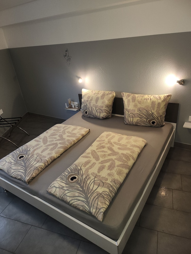 Classic Apartment (5) - Photo 2