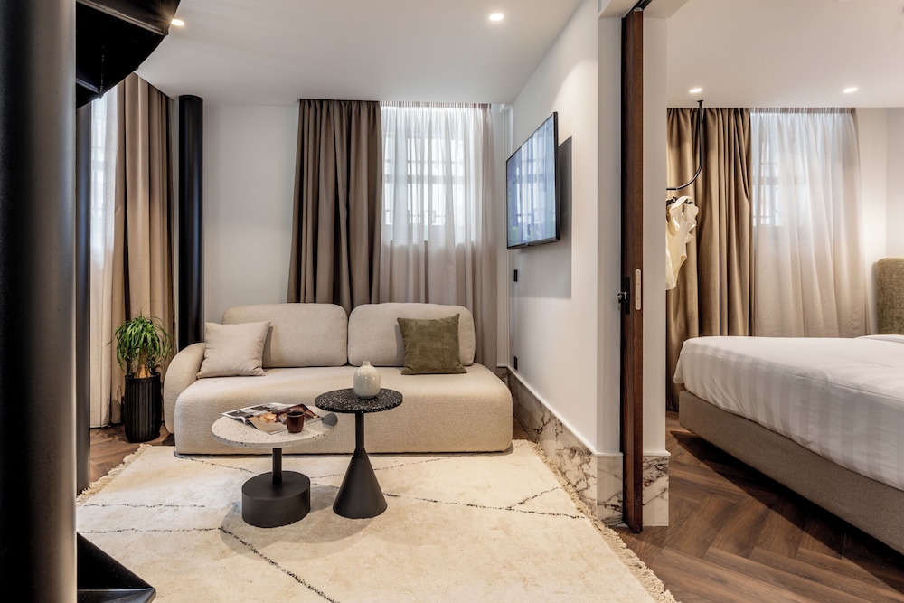 Cnossos Suite, two bedrooms, Kitchenette, City View