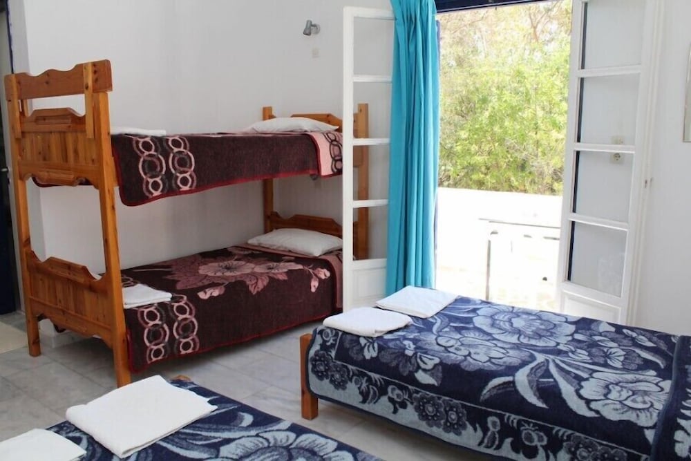 Triple Room - Garden View