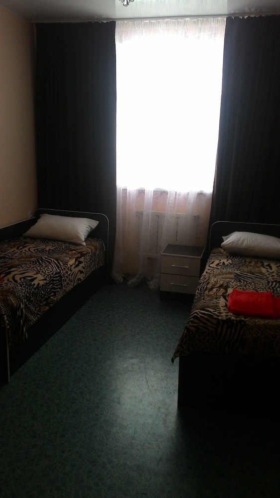 Economy Twin Room photo 1