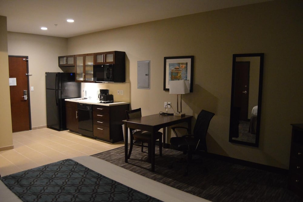 Suite, 2 Queen Beds photo 3