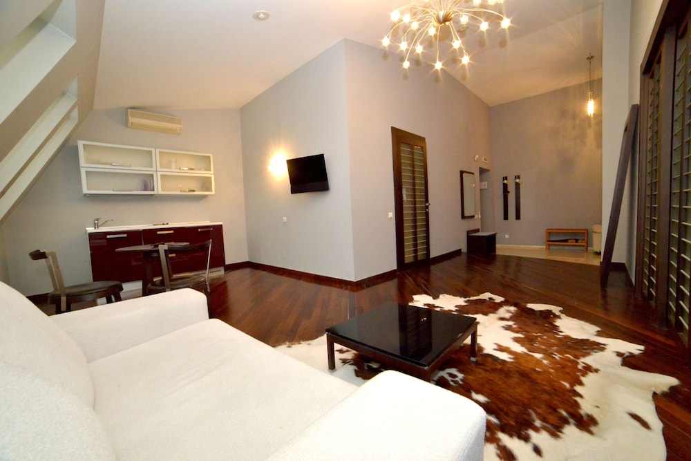Executive Penthouse, 1 King Bed photo 3