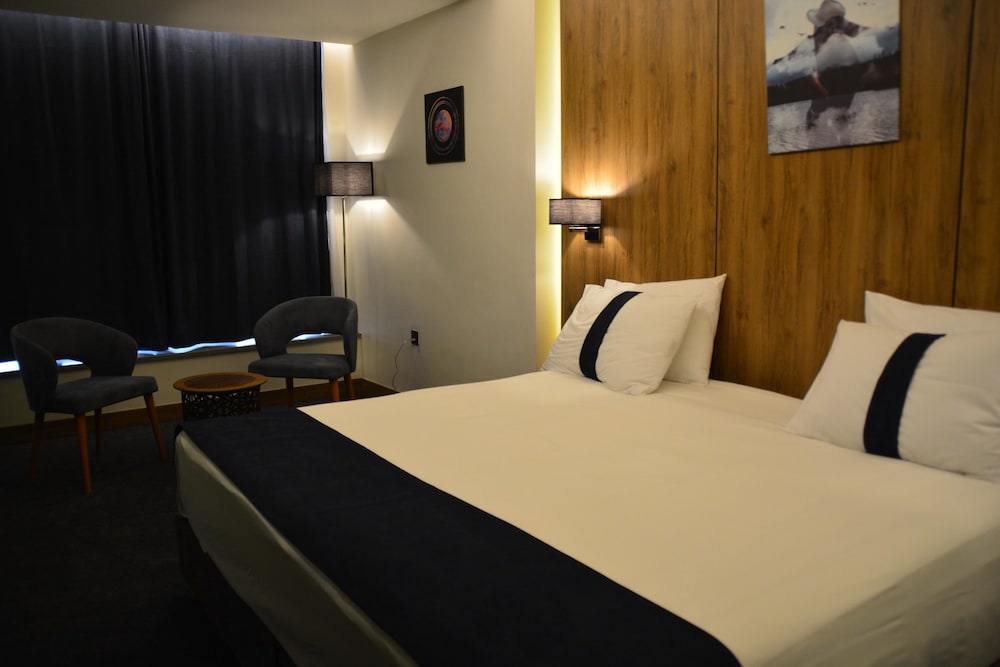 Standard Room - Photo 8