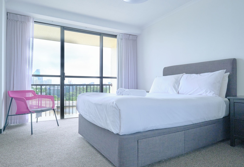 One Bedroom Riverview Apartment