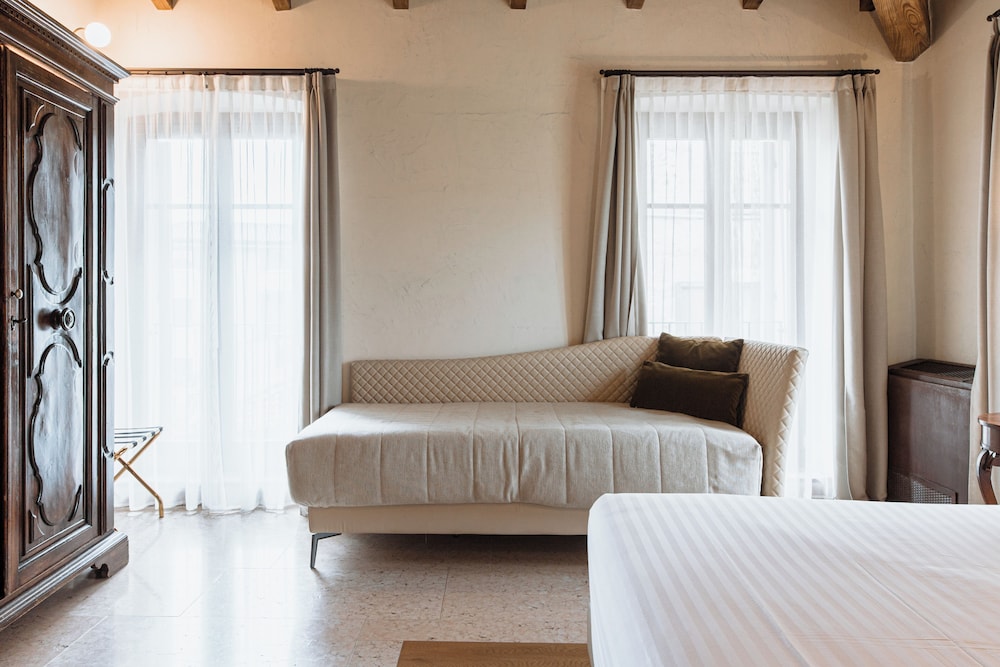 Comfort Triple Room photo 2