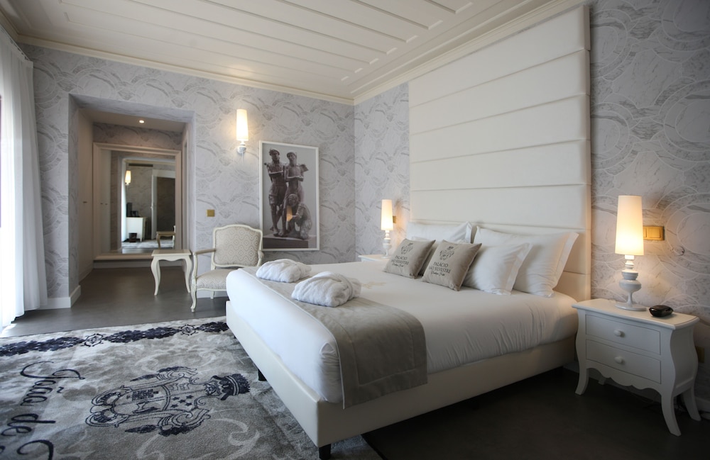 Honeymoon Suite (João Ruão)