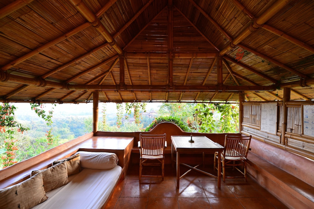 Upper Mountain Cottage - Photo 2
